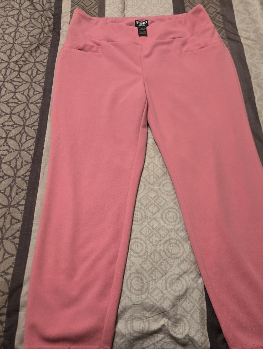 Large Soho Women's Pink Pull-On Ponte Pants - Picture 3 of 5